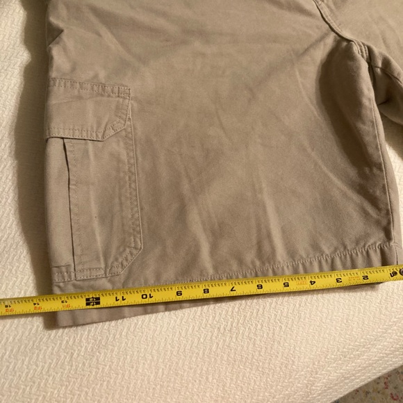 Mens Chaps cargo shorts size 38 - Picture 3 of 5